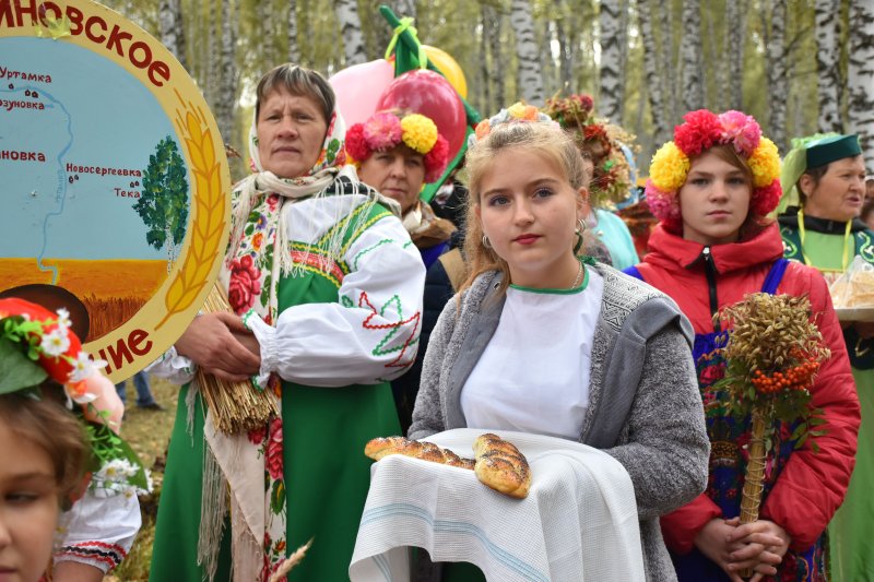 Погода в кожевниково томской. Праздник картошки Кожевниково Томская область. Юнармейцы села Кожевниково Томской области. ЦКИД Кожевниково Томской области. Зимовец Иван Кожевниково Томской области.